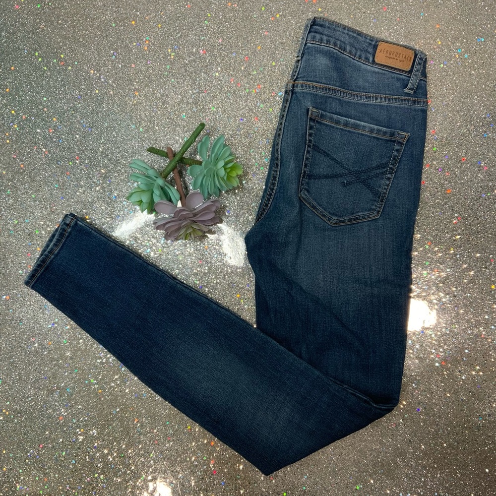 Aeropostale Skinny Light Wash Jeans - Size 2 Regular